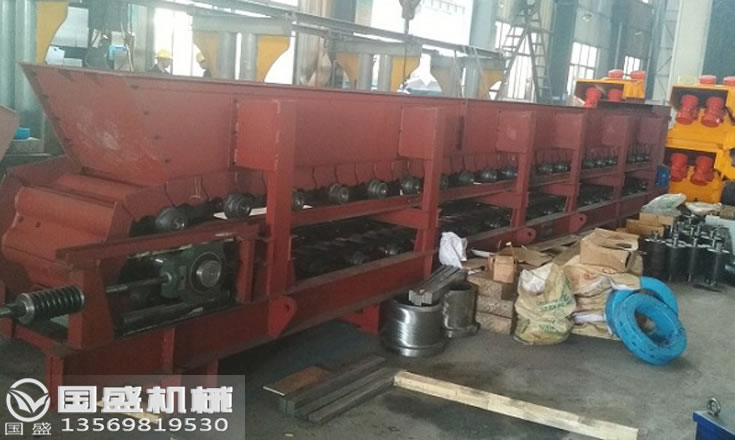 板喂機 板喂機